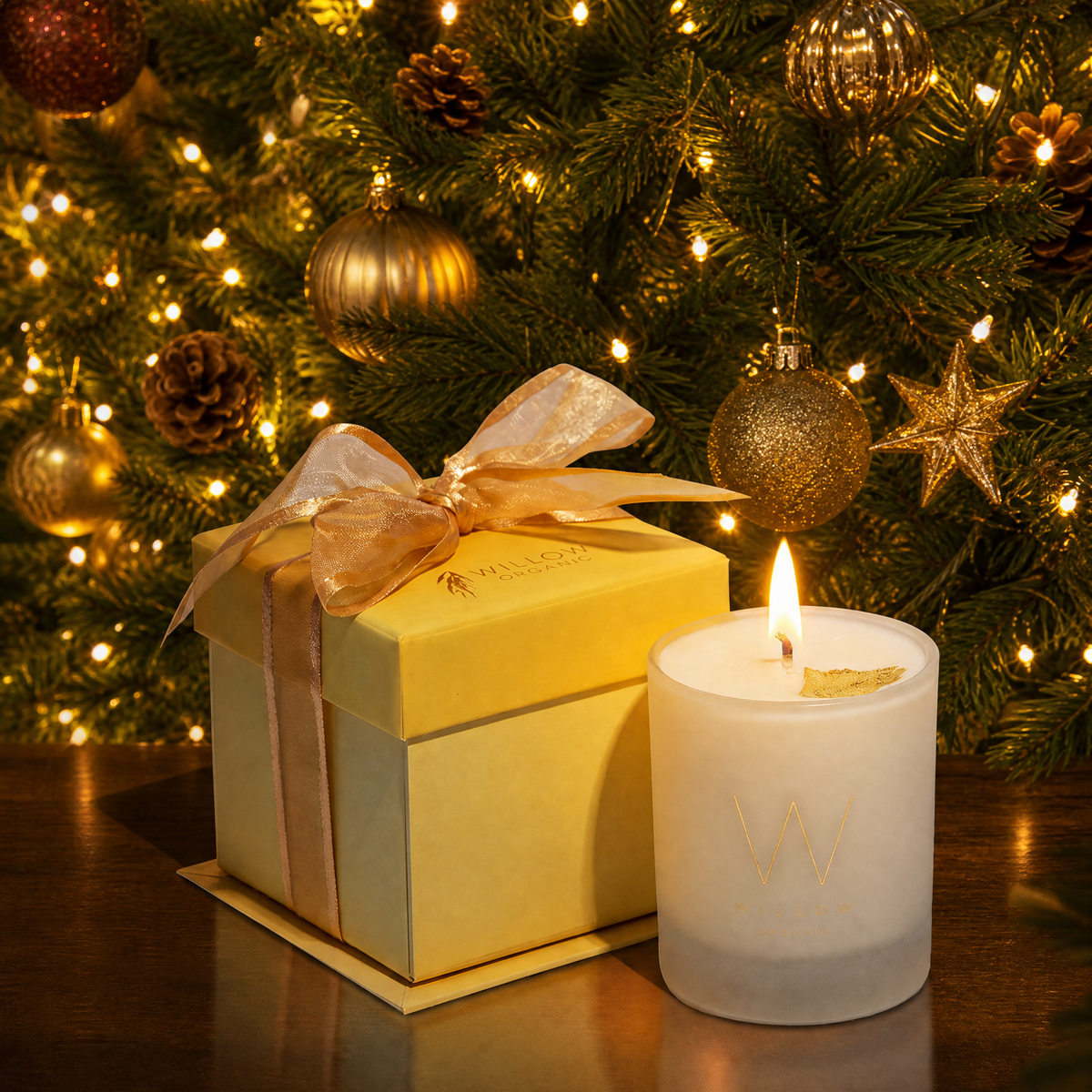 Gold and Myrhh Christmas Candle