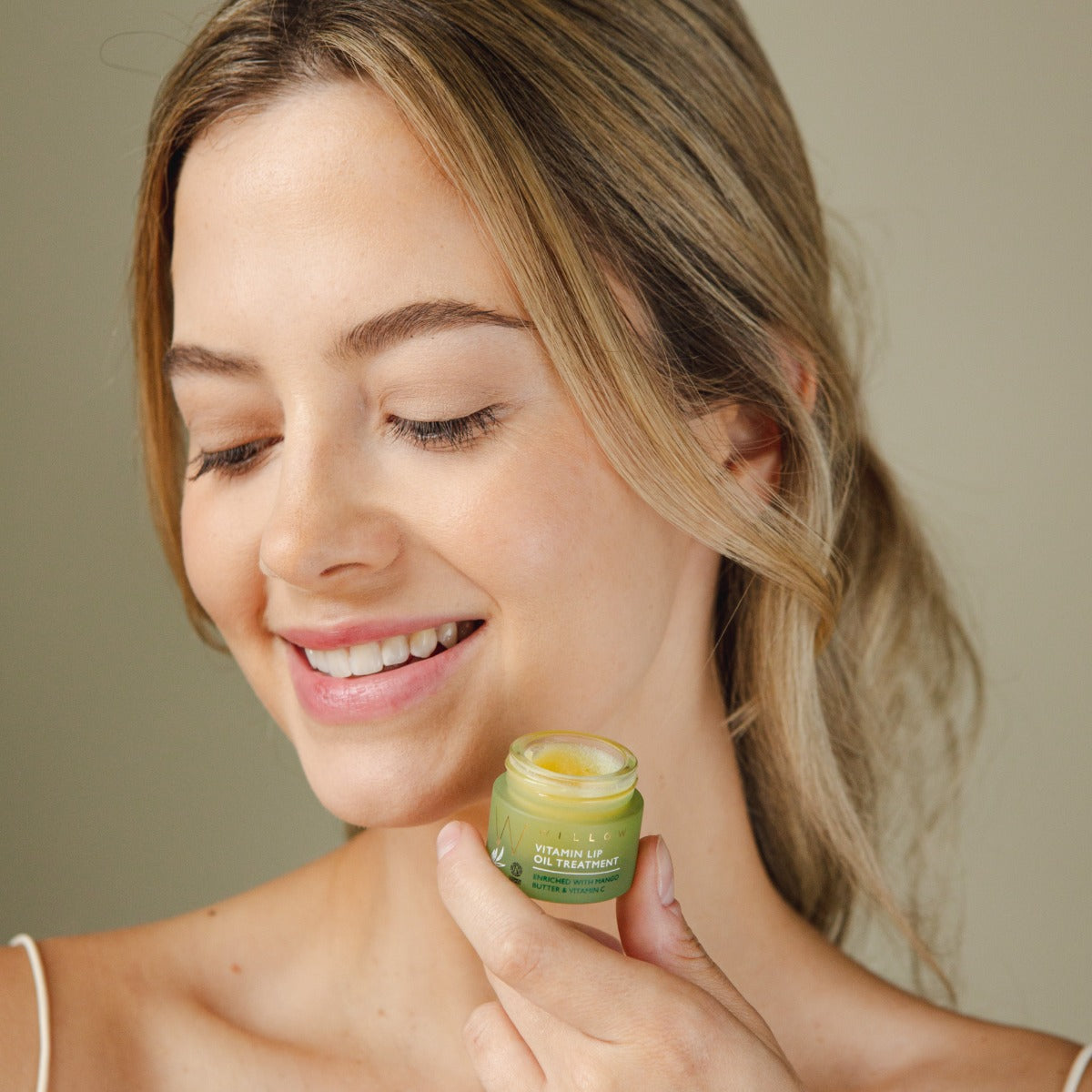 Collagen Boosting Vitamin Lip Oil