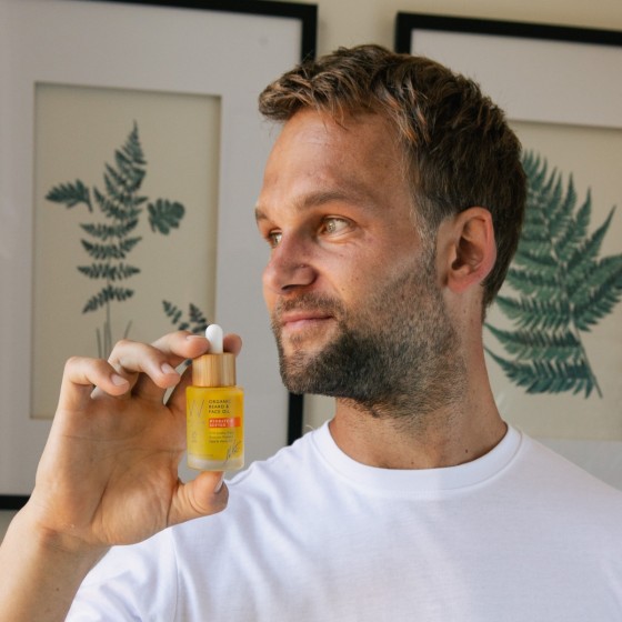 WINNER of BEST MEN'S GROOMING PRODUCT 2024: Organic Beard & Face Oil