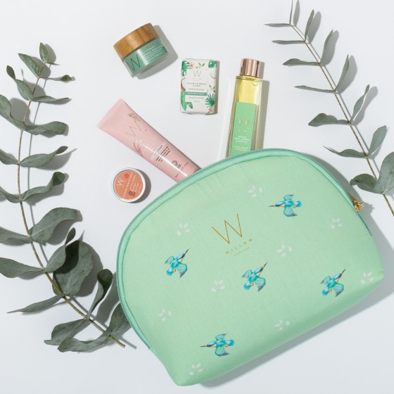 NEW Summer Get-away Beauty Bag