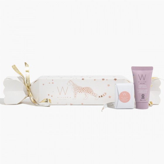Snow Leopard Beauty Cracker
